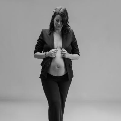 Photographe grossesse et maternité à Vire et Caen