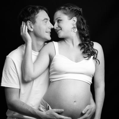 Photographe grossesse et maternité à Vire et Caen